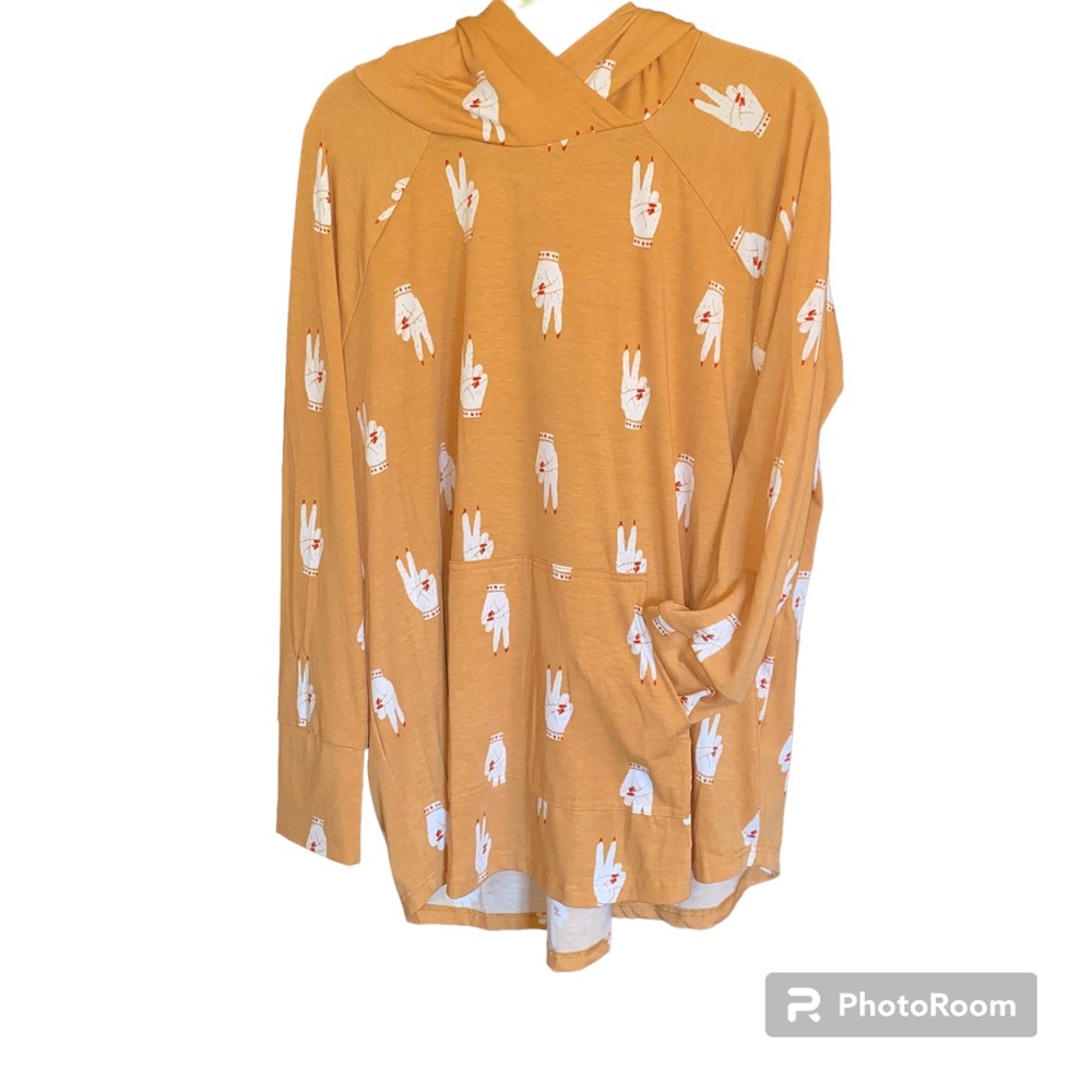 LuLaRoe Amber Hoodie - Size 2X (22-24) - Gold background with "peace" hand print